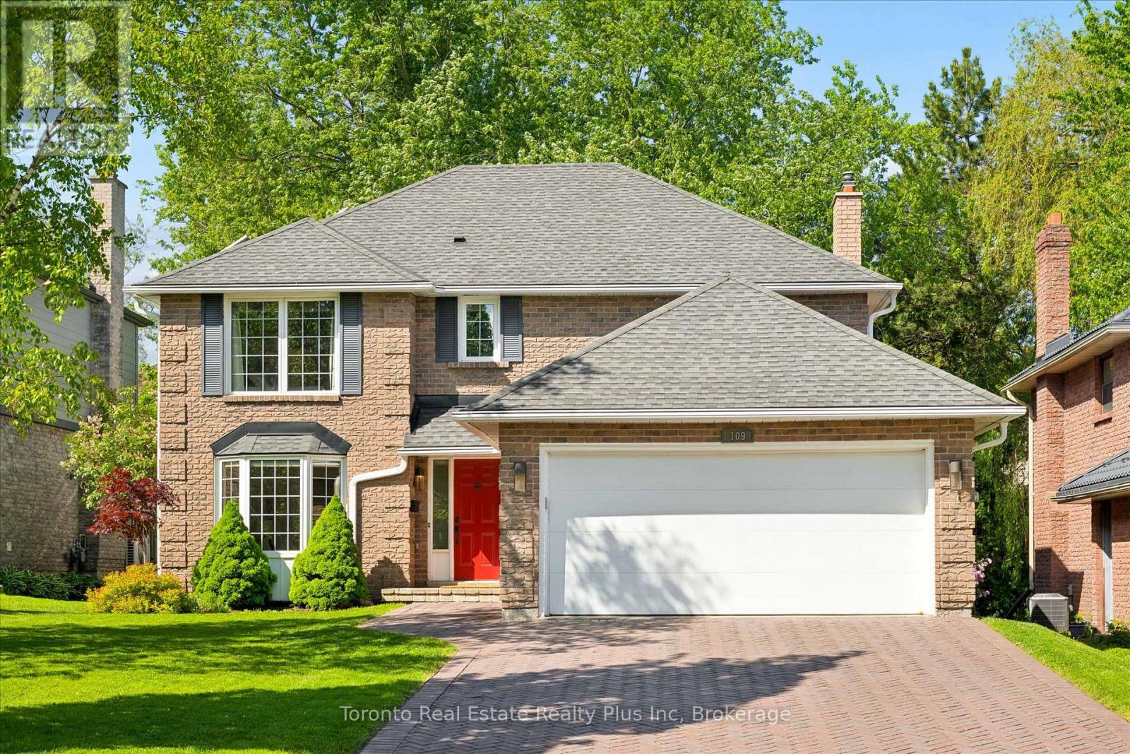Detached at 109 ASHBERRY PLACE, Waterloo
