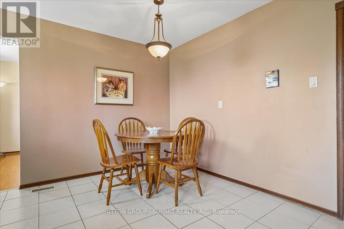 Detached at 72 EASTBURY DRIVE, Hamilton