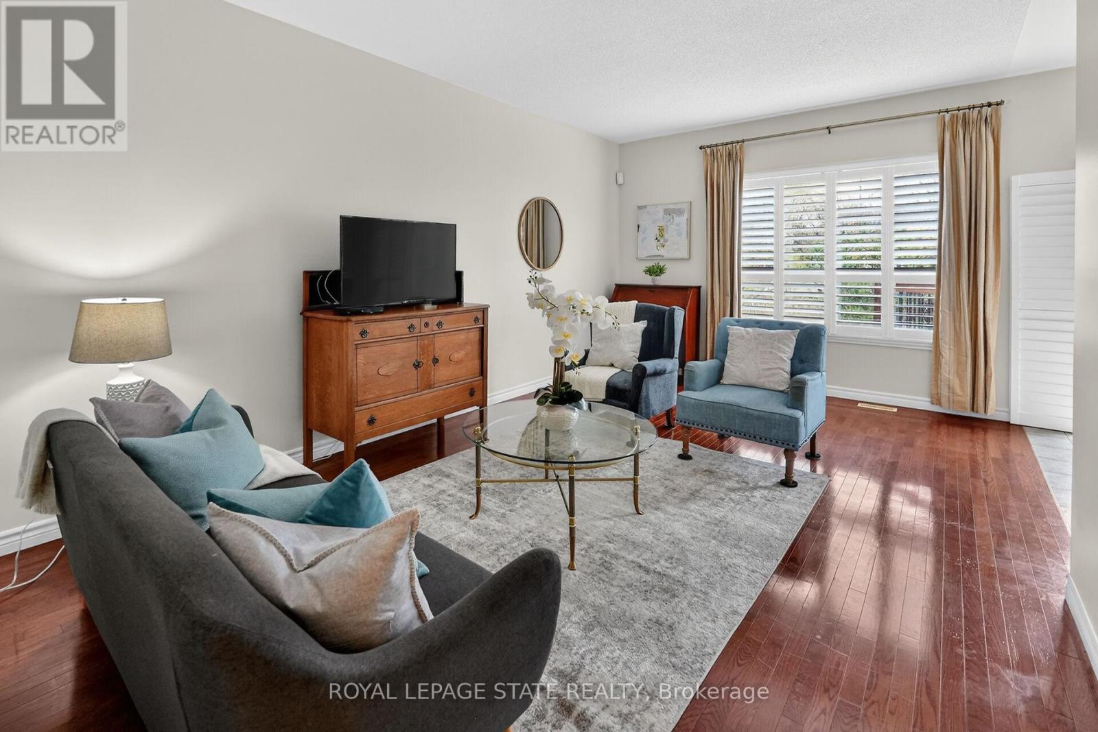 Townhouse at 83 MORRISON CRESCENT, Grimsby