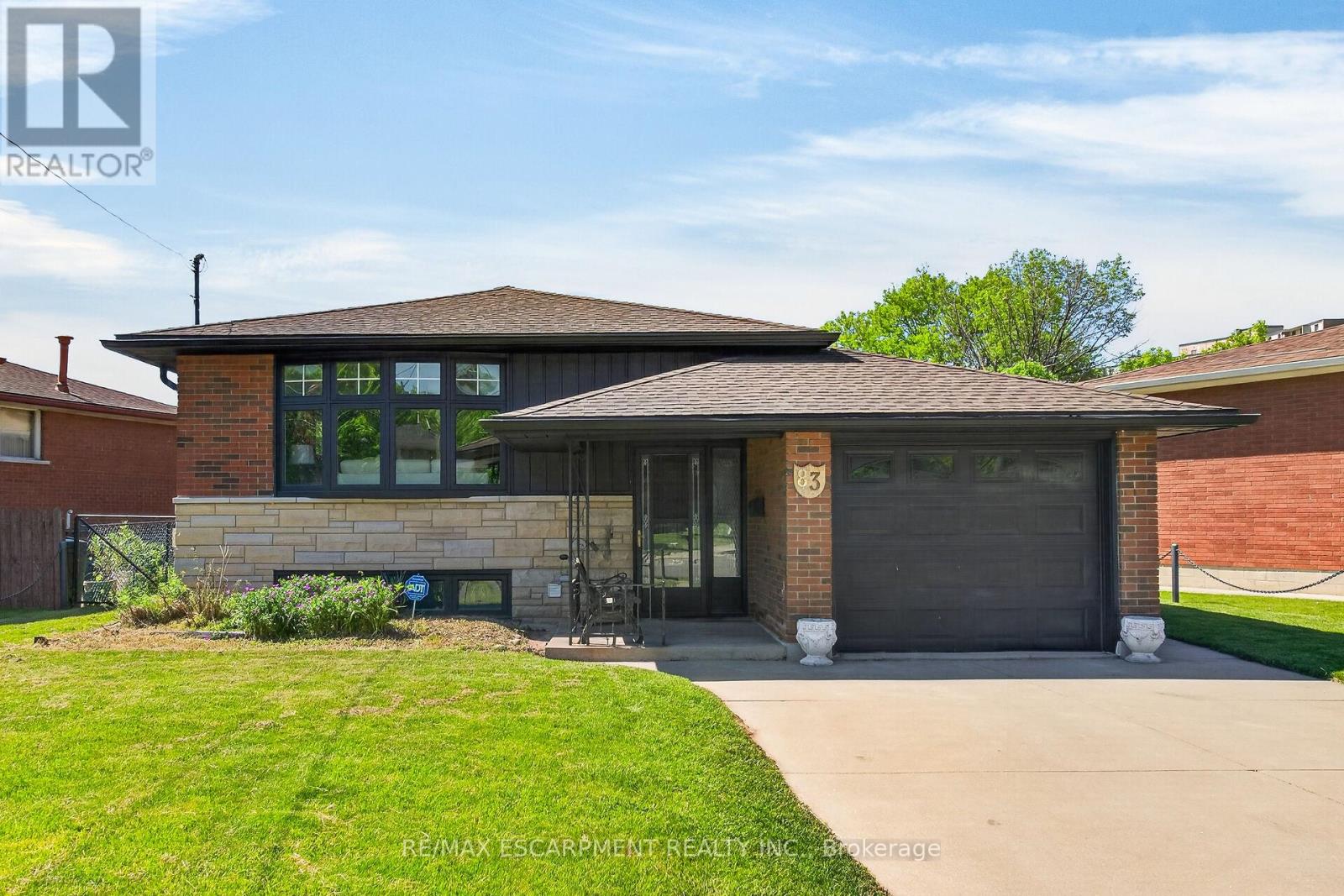 Detached at 83 RIVERDALE DRIVE, Hamilton (Riverdale)