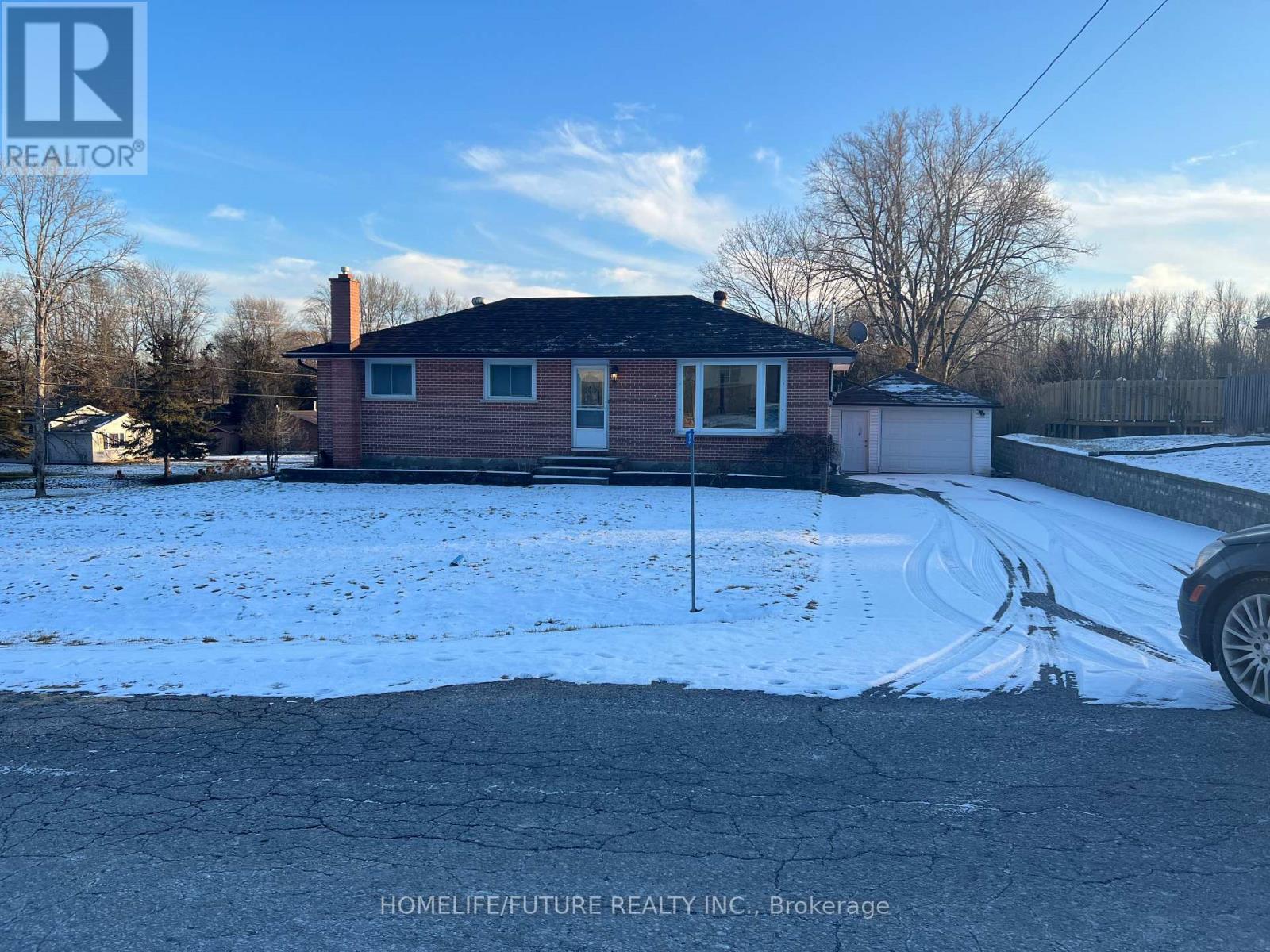 Detached at 35 BARRY ROAD, Quinte West
