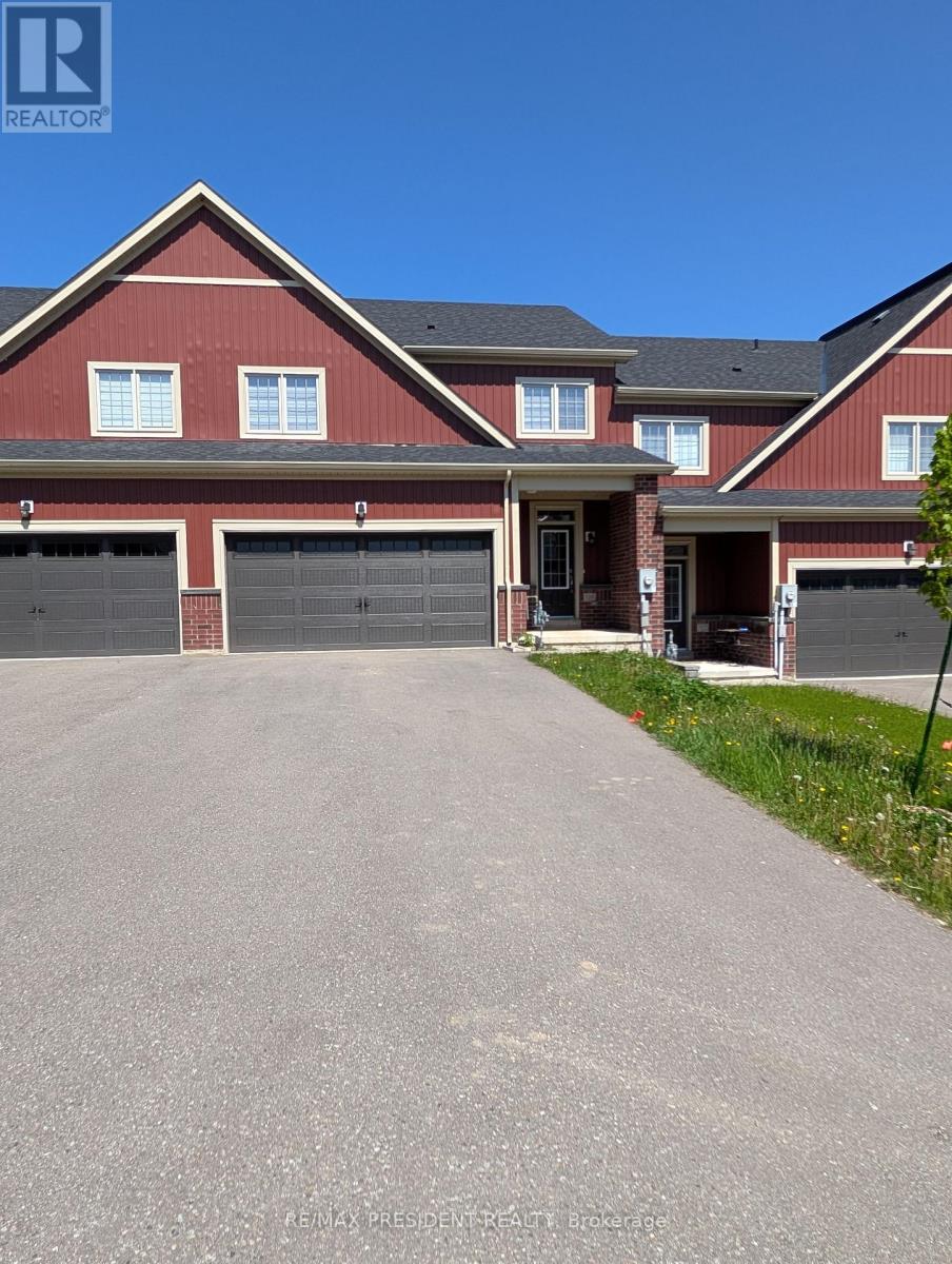 Townhouse at 110 STONEBROOK WAY, Grey Highlands