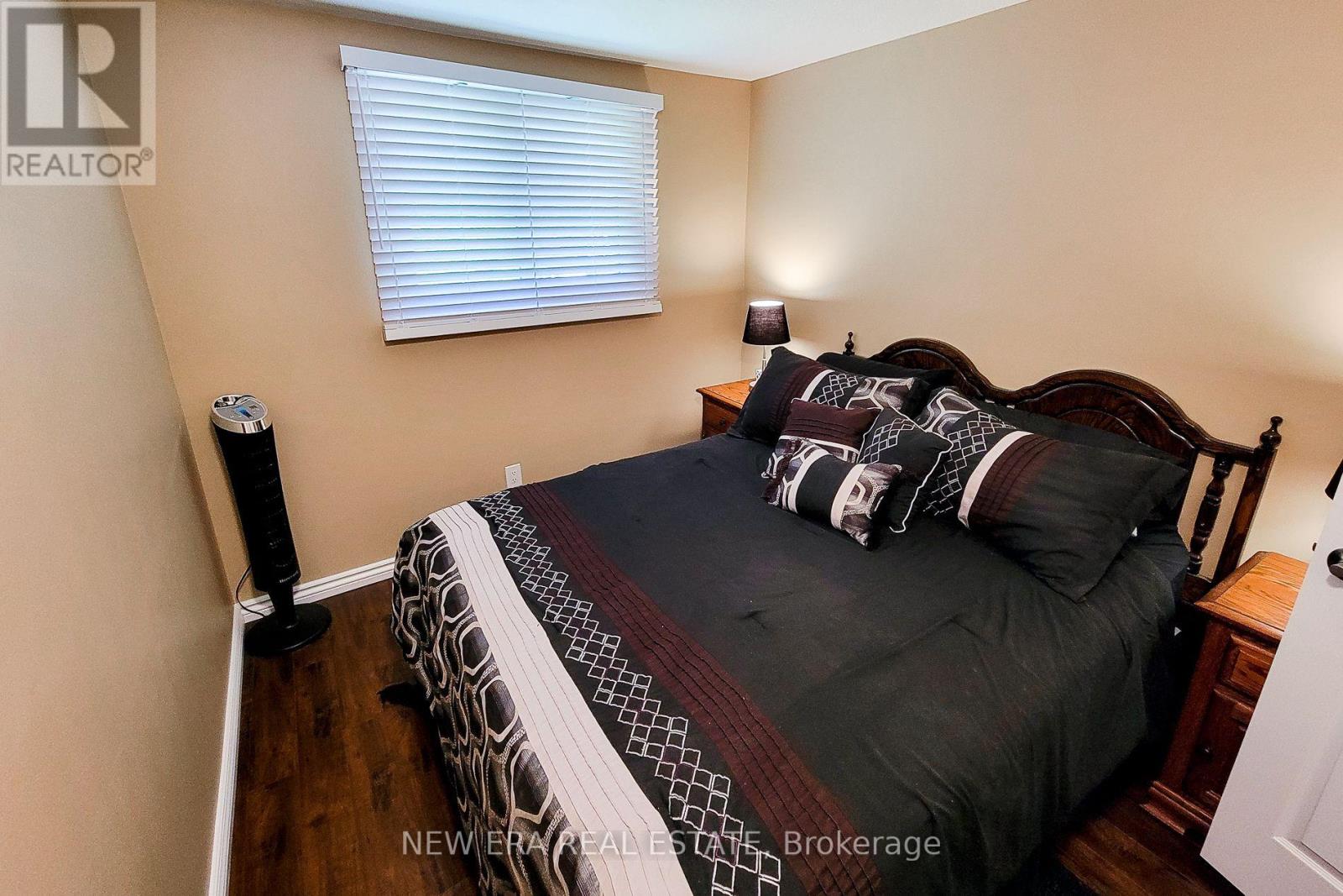 Townhouse at 39 - 280 THALER AVENUE, Kitchener