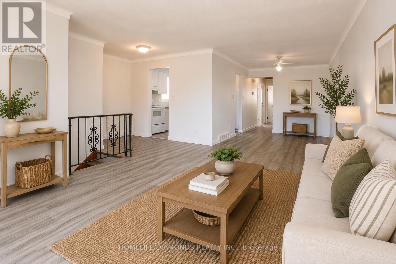 Semi-Detached/Link at 558 FIRST AVENUE, Welland