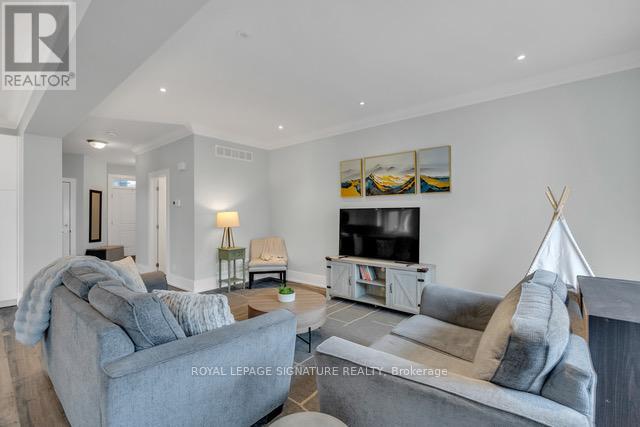 Detached at 13 DAMUDE AVENUE, Thorold
