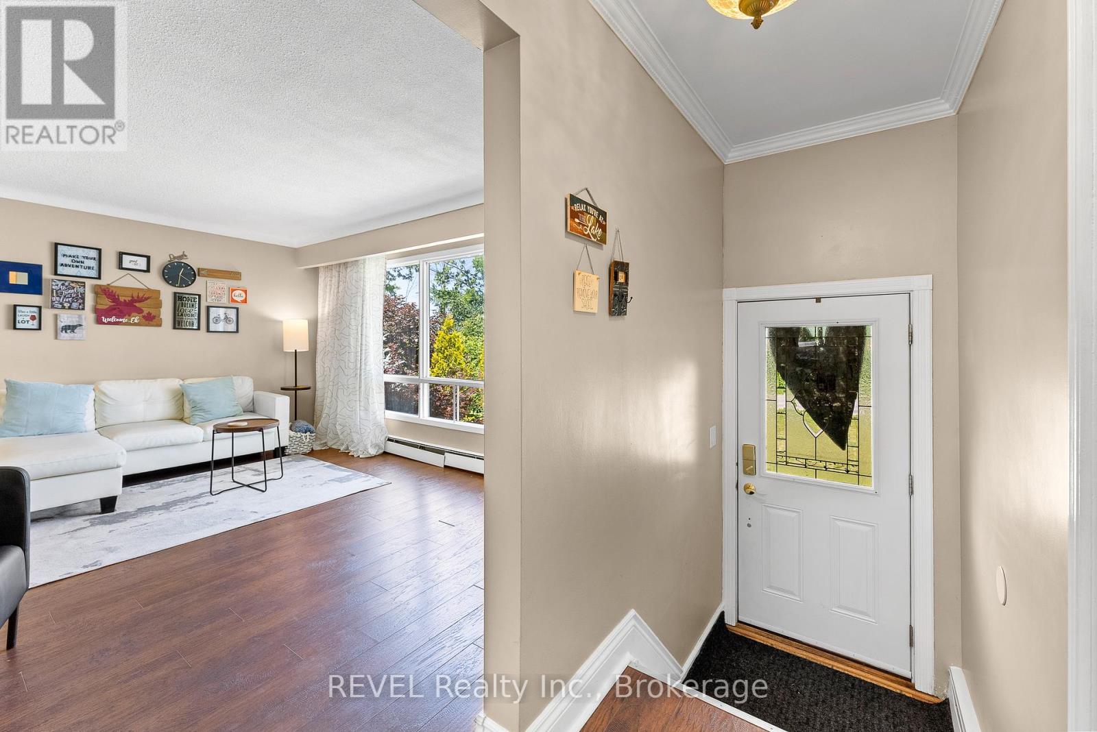 Detached at UPPER/MAIN - 4145 REBSTOCK ROAD, Fort Erie