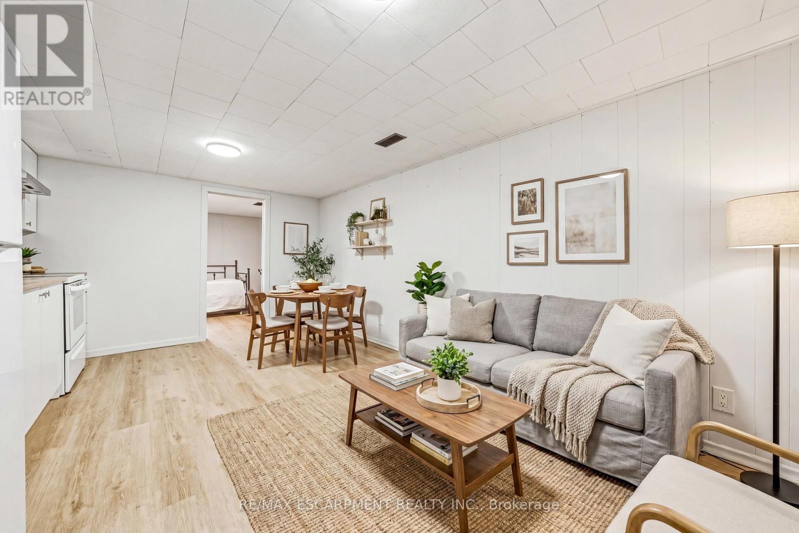 Detached at 280 MONTROSE AVENUE, Hamilton