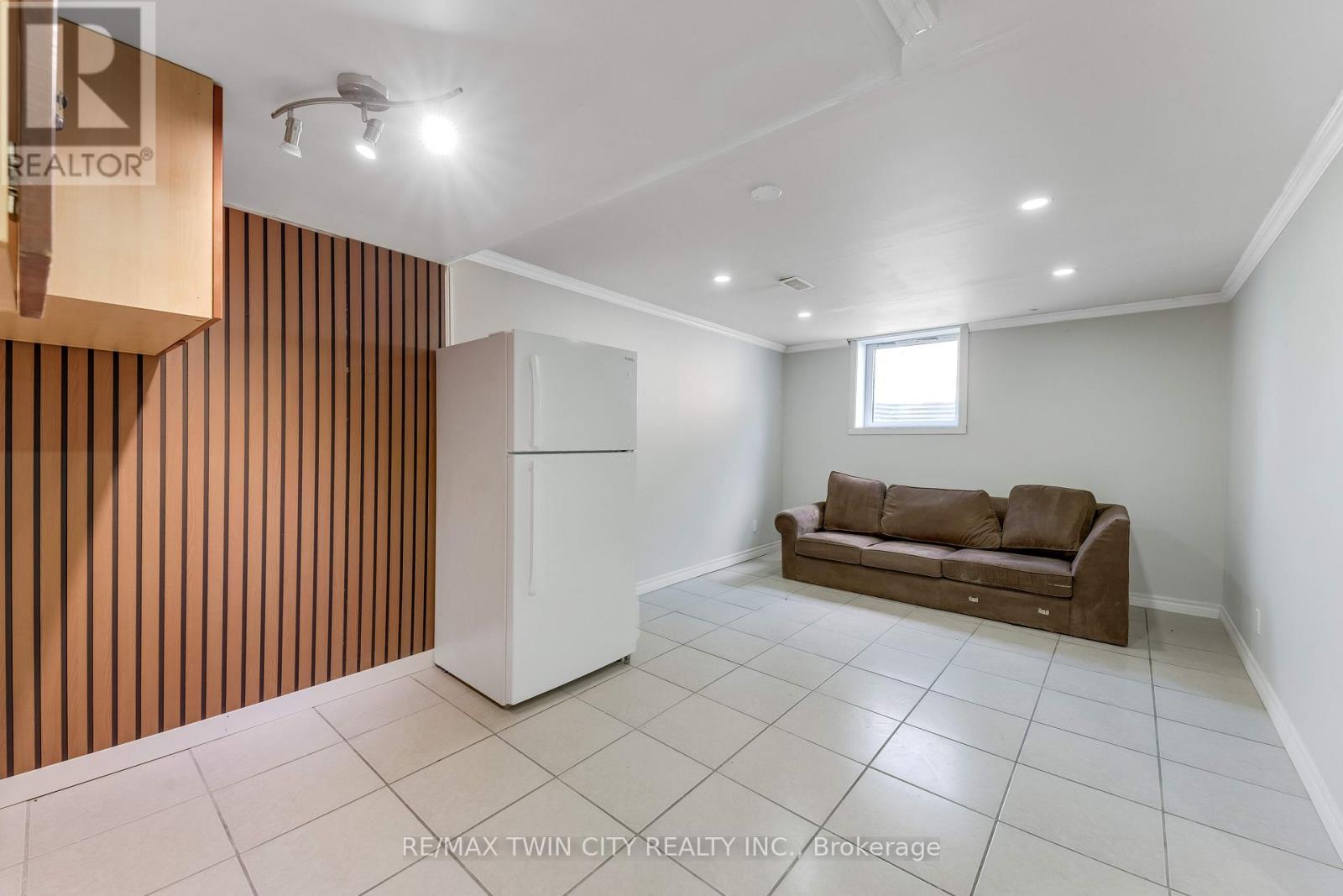 Detached at 88 DUMBARTON STREET, Guelph