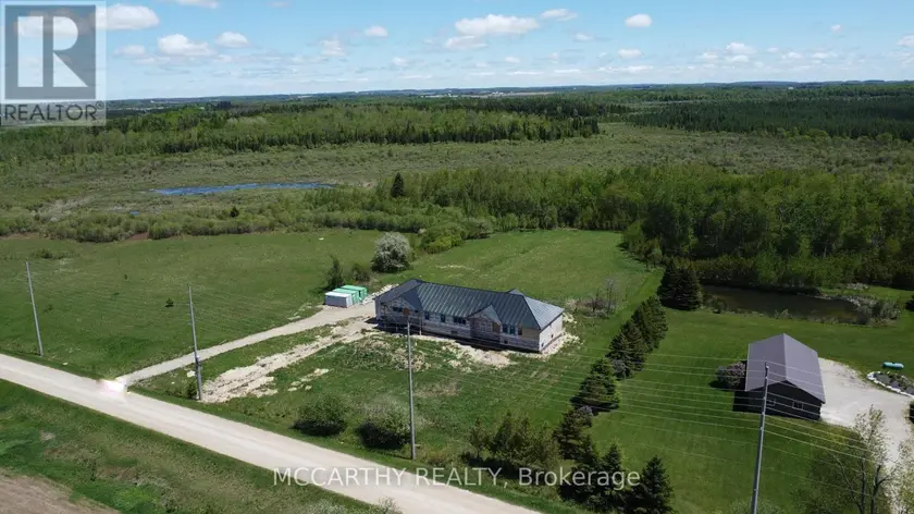 Detached at 214459 10TH LINE, Amaranth