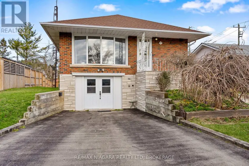 Detached at 7 SOUTH CRESCENT, Port Colborne