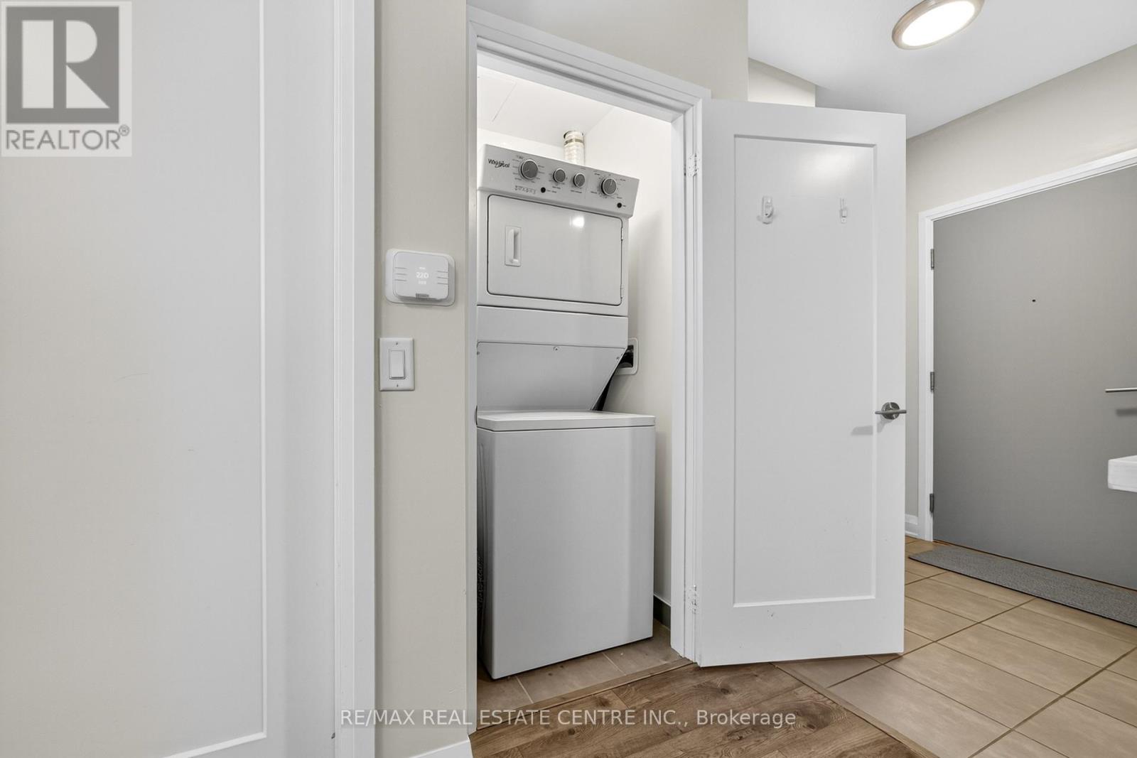 Apartment at 402 - 16 CONCORD PLACE, Grimsby