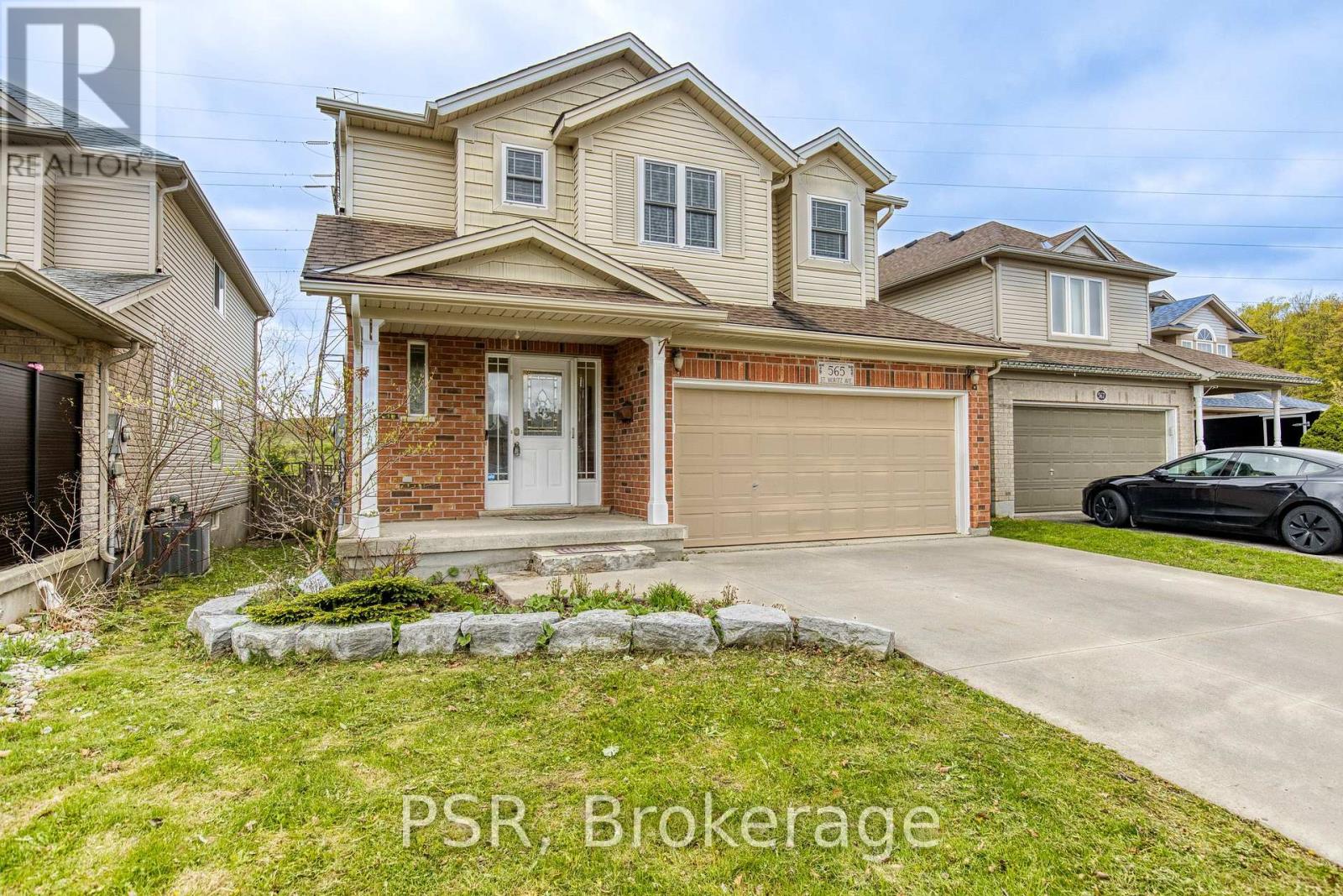 Detached at 565 ST MORITZ AVENUE, Waterloo
