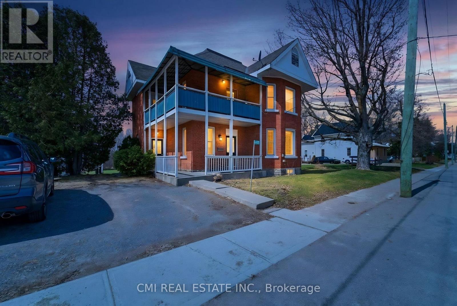 Detached at 73 RIVER ROAD, Arnprior