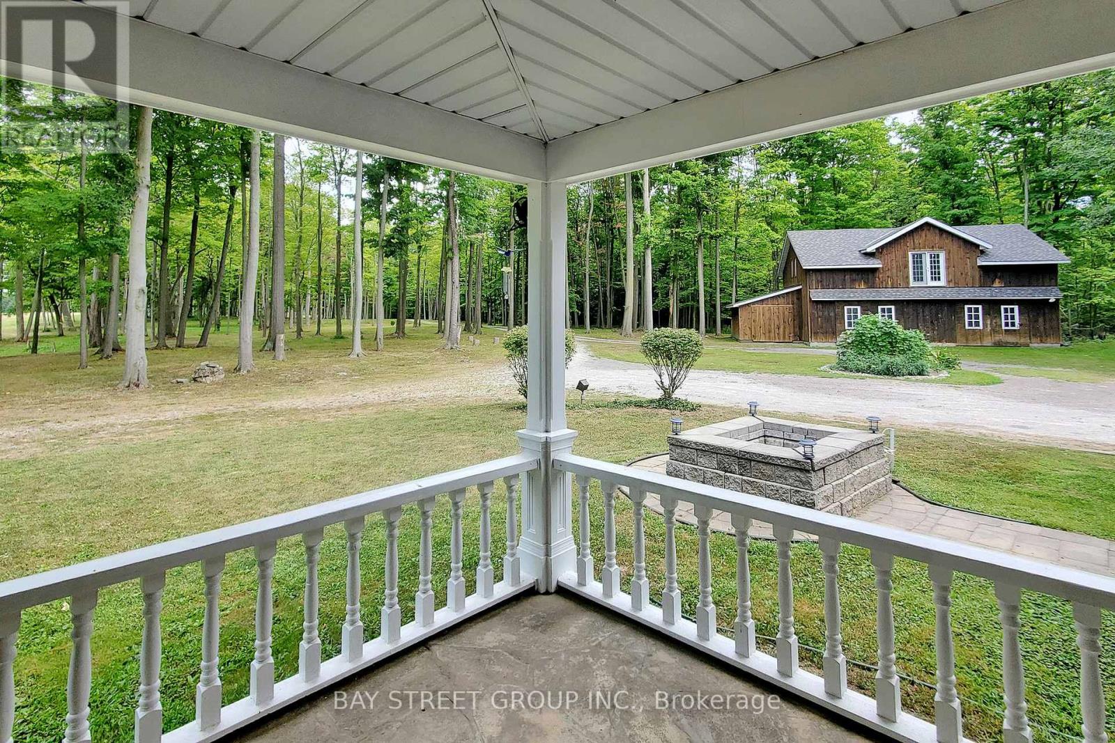 Detached at 902 SHAVER ROAD, Hamilton