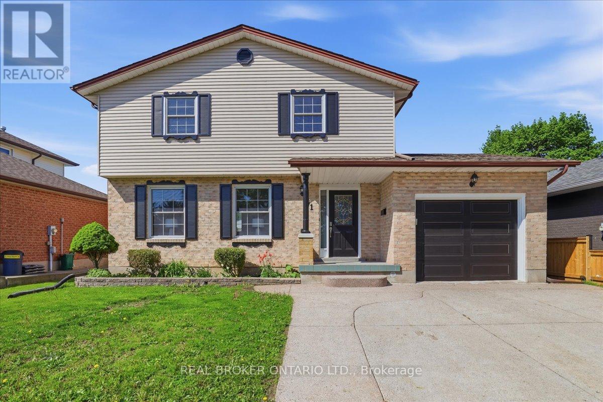 Detached at 71 WEST ACRES CRESCENT, Kitchener