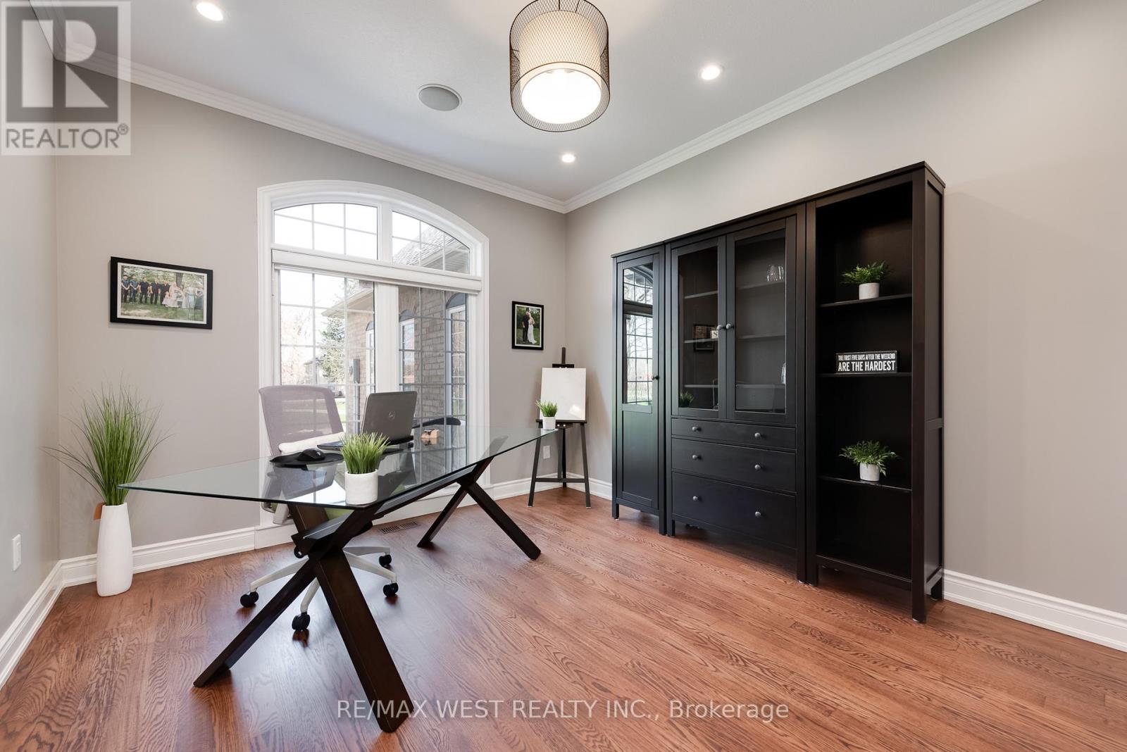 Detached at 252 MAIN STREET, Erin