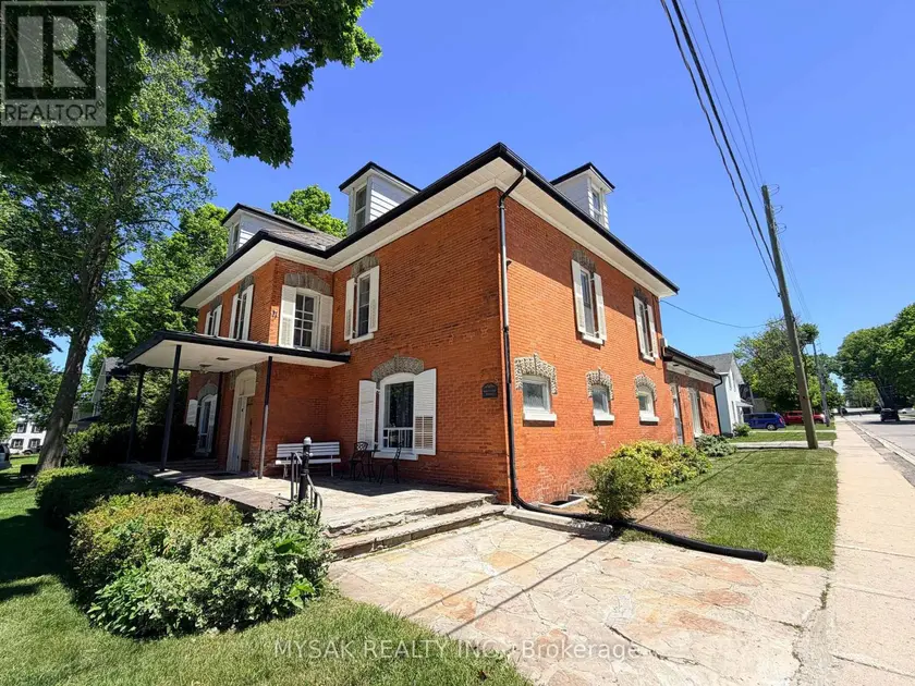 Multiplex at 315 CENTRE STREET, North Huron