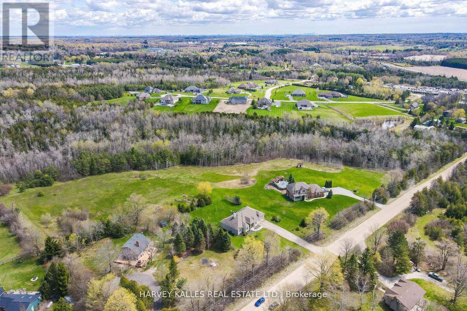 Detached at 4933 ERAMOSA TOWNLINE N, Erin