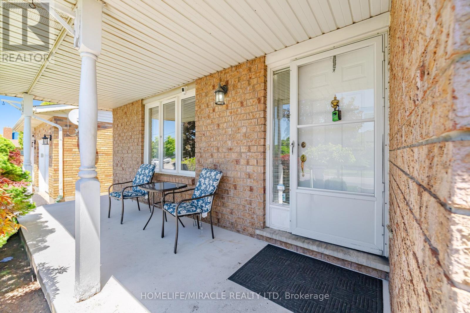 Detached at 196 FIRST ST LOUTH, St. Catharines