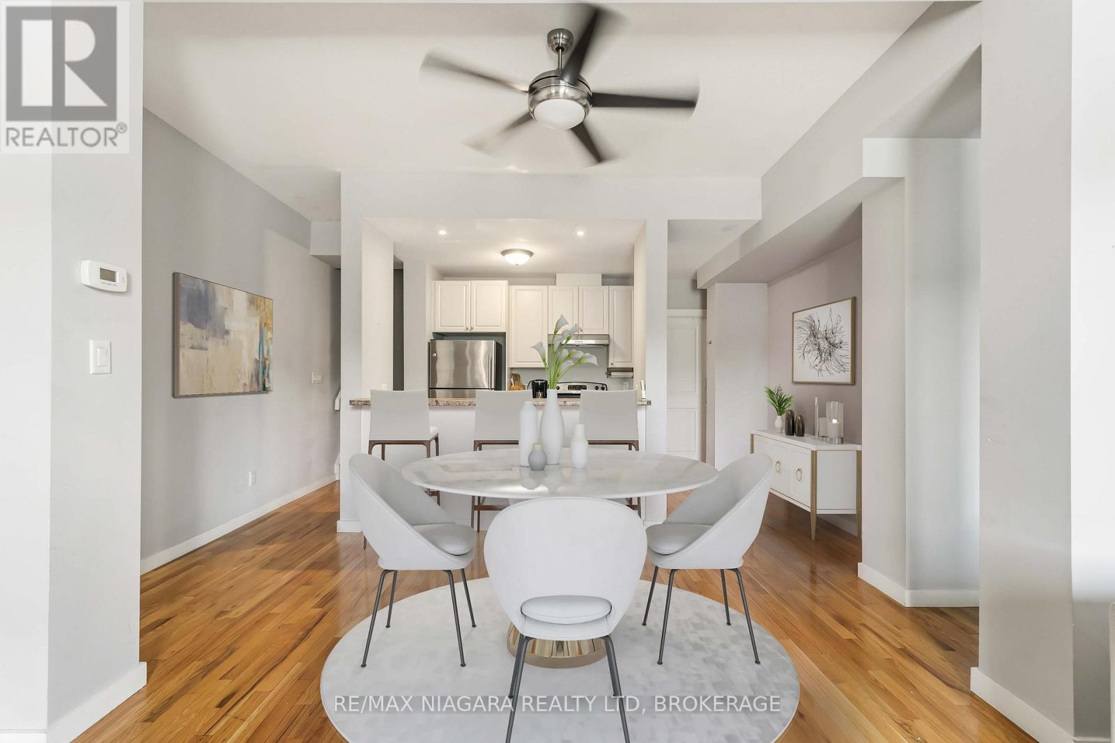 Apartment at 2 - 49 ONTARIO STREET, Grimsby