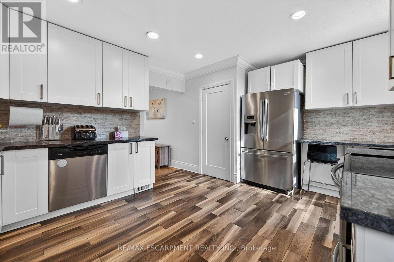 Detached at 179 BURRIS STREET, Hamilton