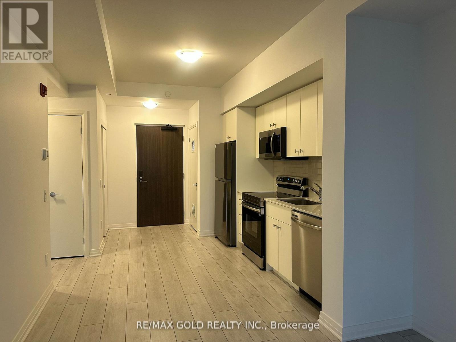 Apartment at 611 - 101 GOLDEN EAGLE ROAD, Waterloo