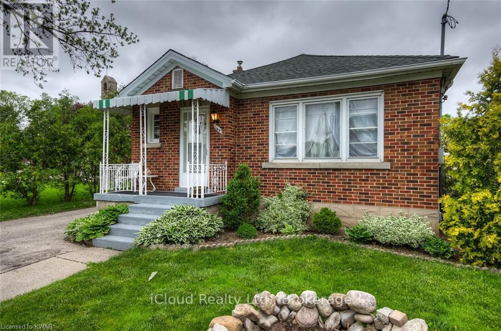 Detached at 444 STIRLING AVENUE S, Kitchener