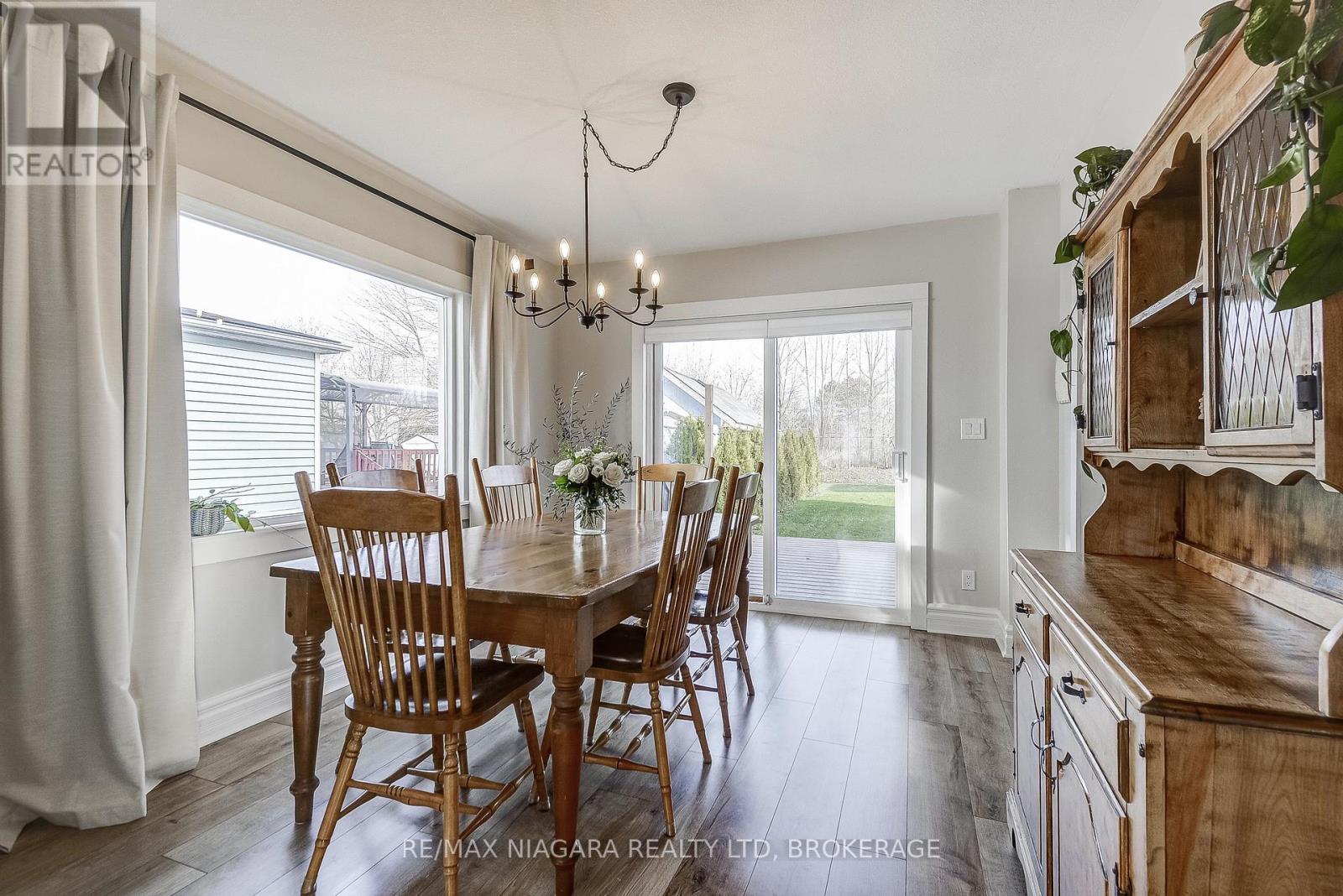Detached at 48 WILTON AVENUE, Welland