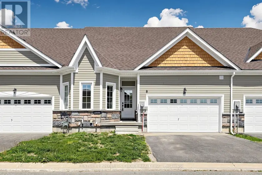 Townhouse at 8 DURHAM ROAD, Bracebridge