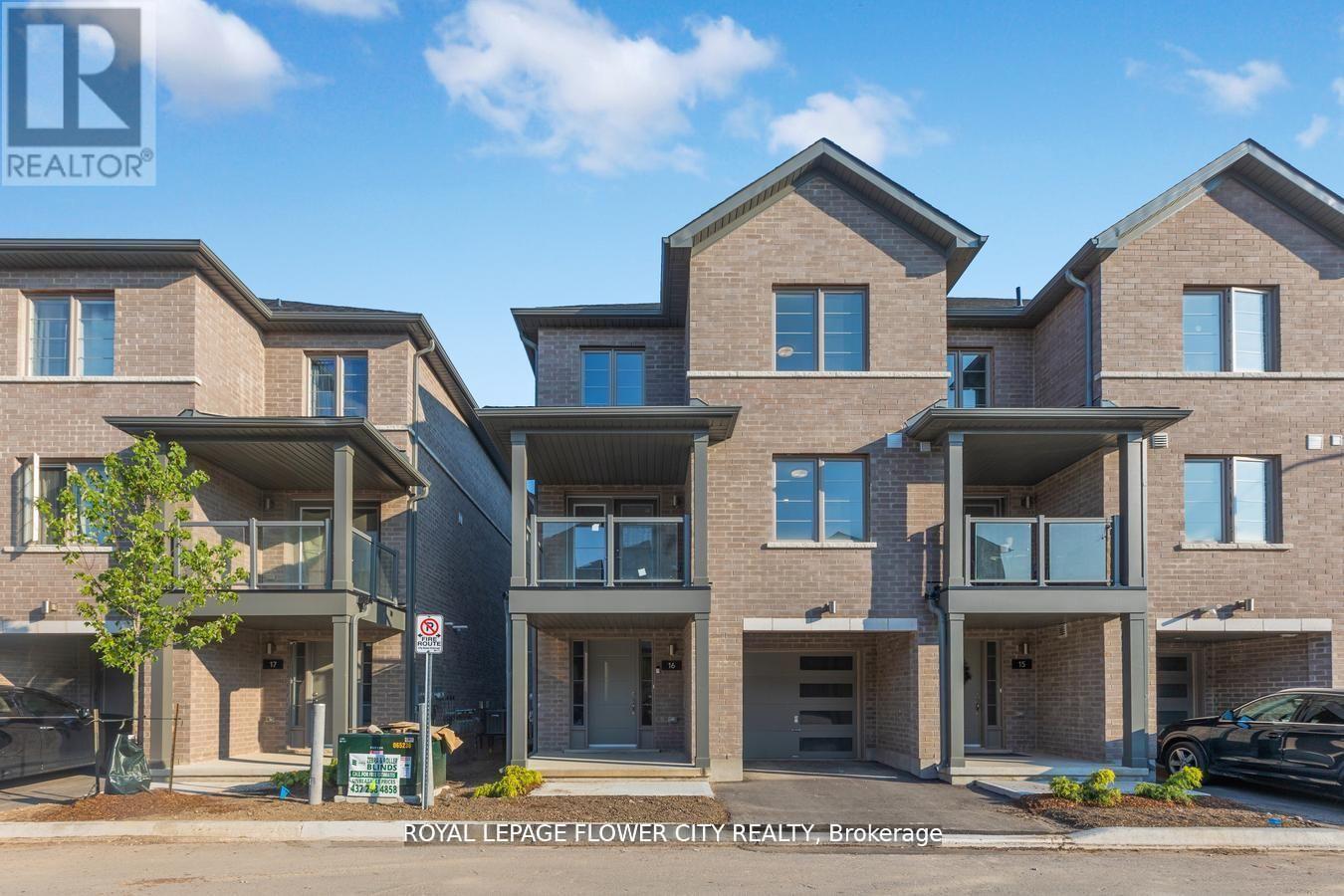 Townhouse at 16 - 205 WEST OAK TRAIL, Kitchener