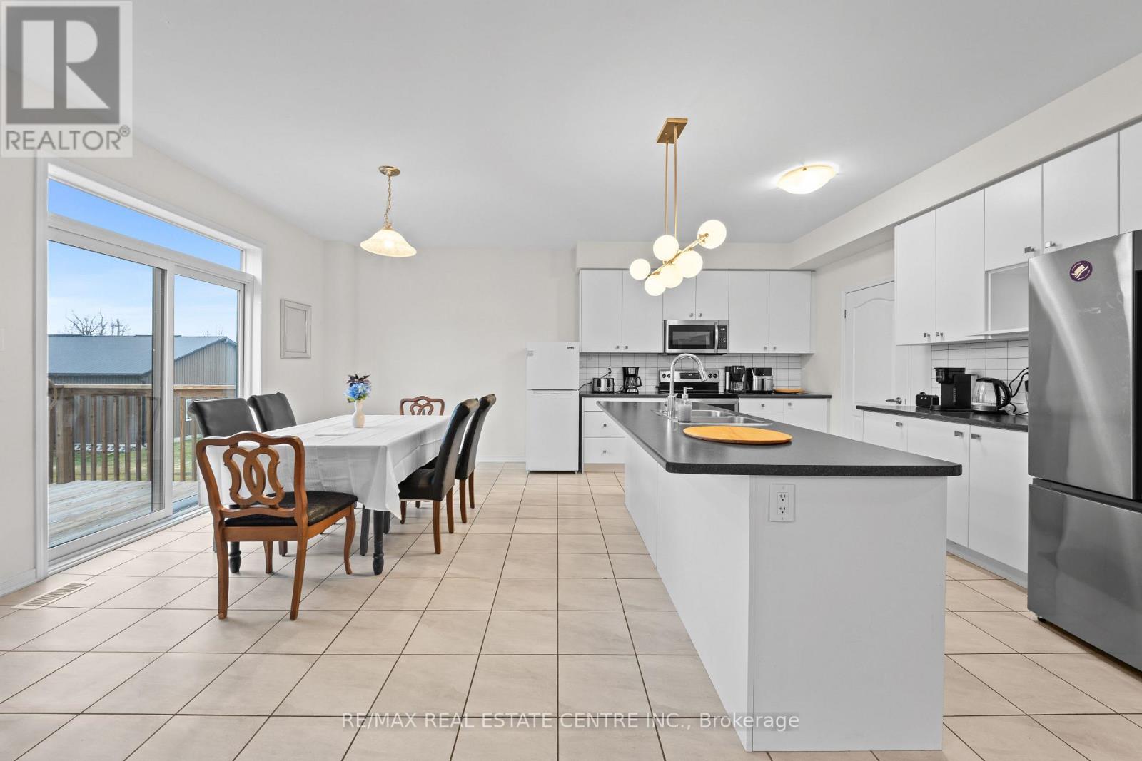 Detached at 90 DAVID STREET, Haldimand