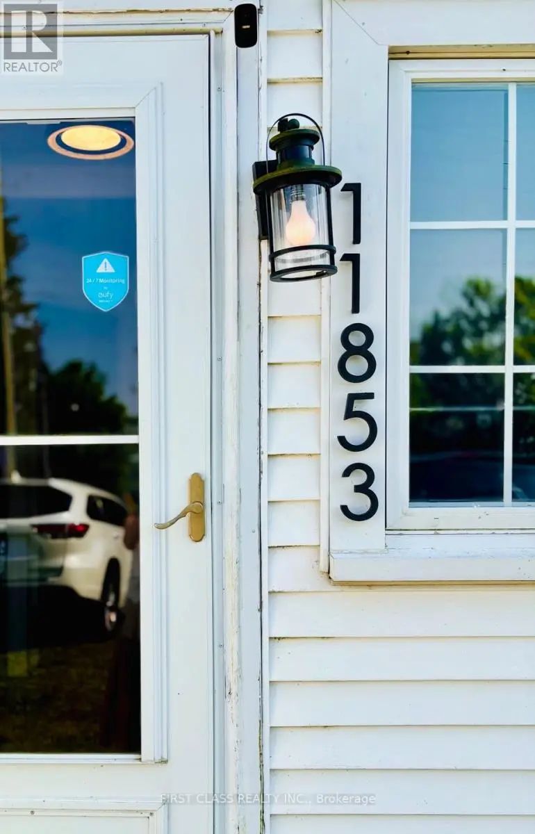 Detached at 11853 LAKESHORE ROAD, Wainfleet