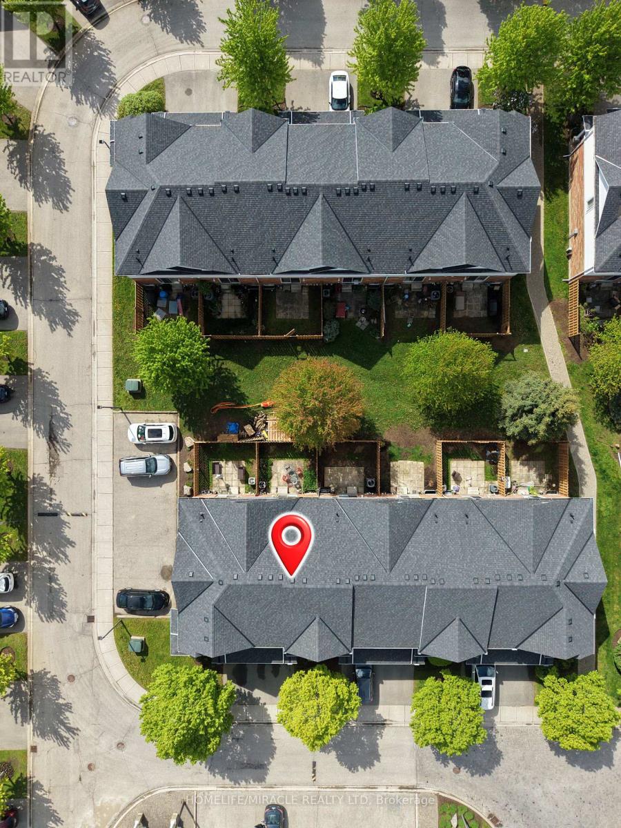 Townhouse at 55 - 151 CLAIRFIELDS DRIVE E, Guelph