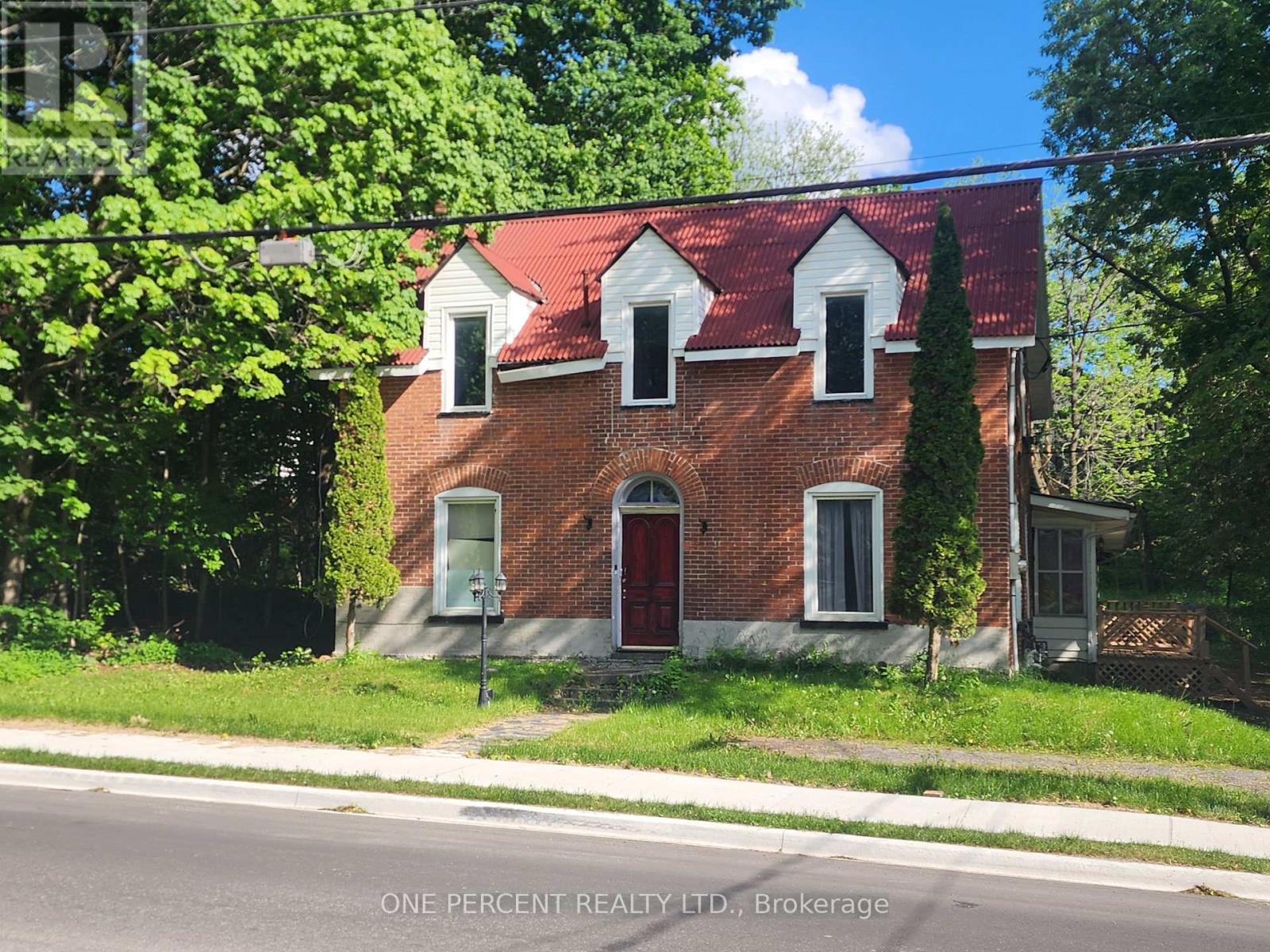 Detached at 213 ST LAWRENCE STREET EAST STREET E, Centre Hastings