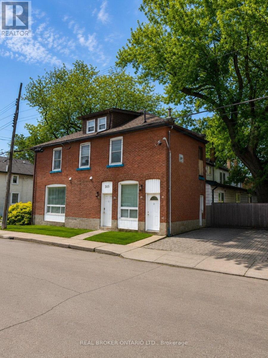 Multiplex at 105 CHEEVER STREET, Hamilton