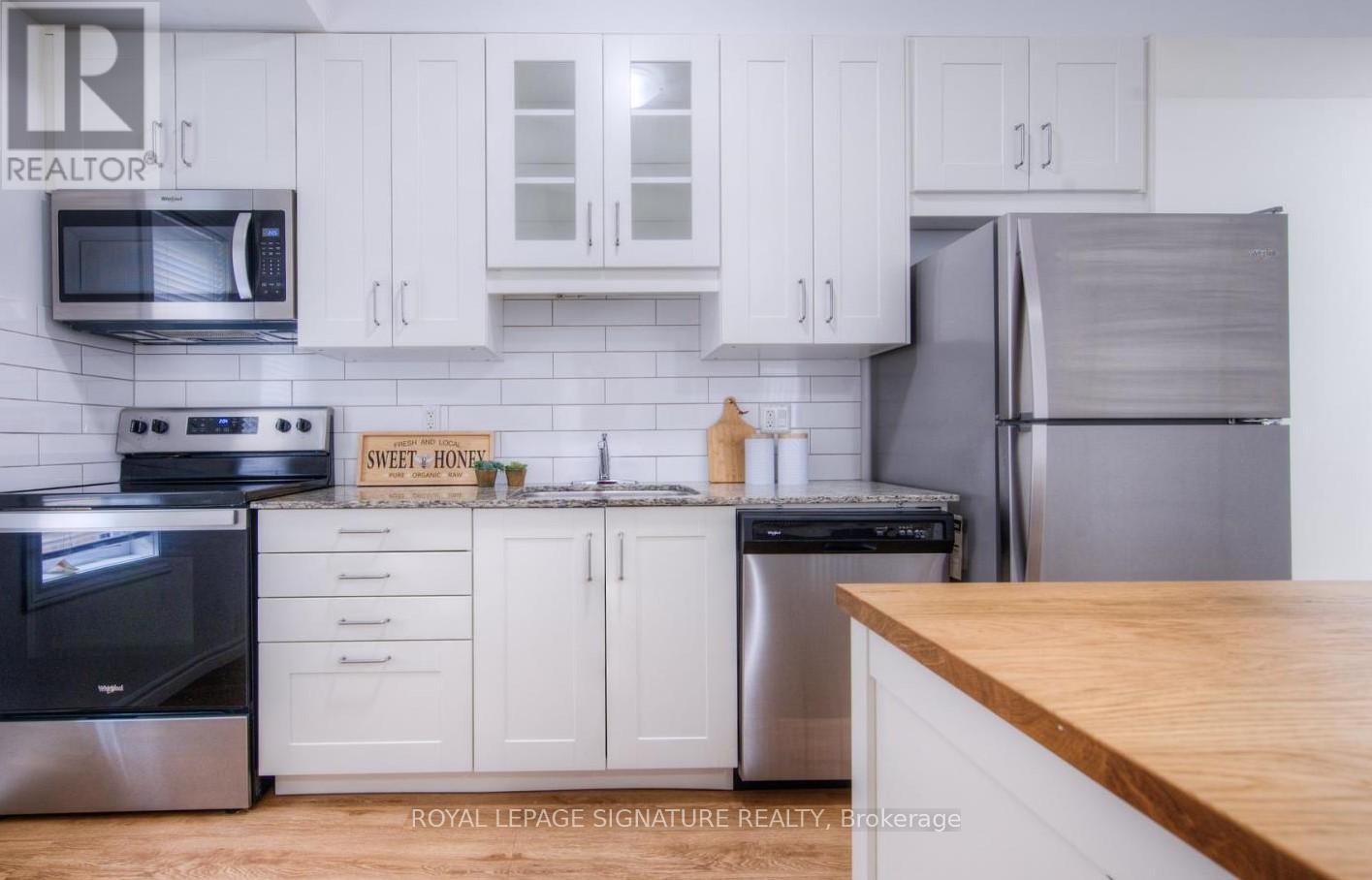 Apartment at A6 - 374 PROSPECT AVENUE, Kitchener