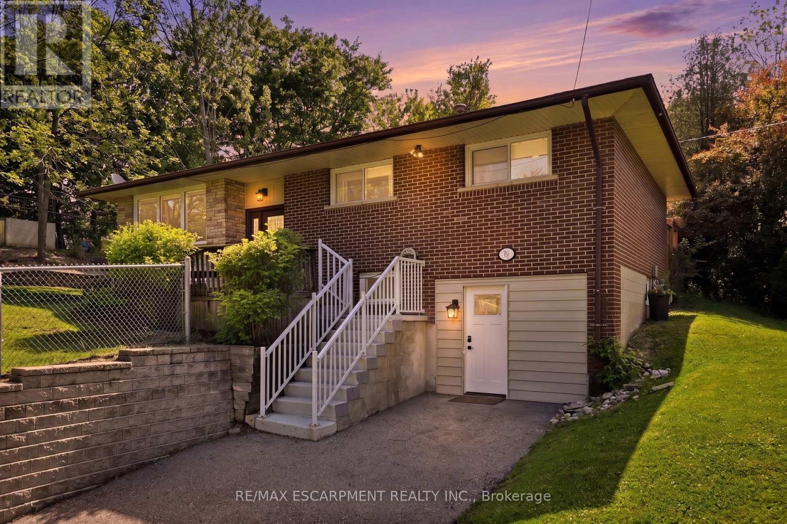 Detached at 52 GRAND AVENUE, Haldimand