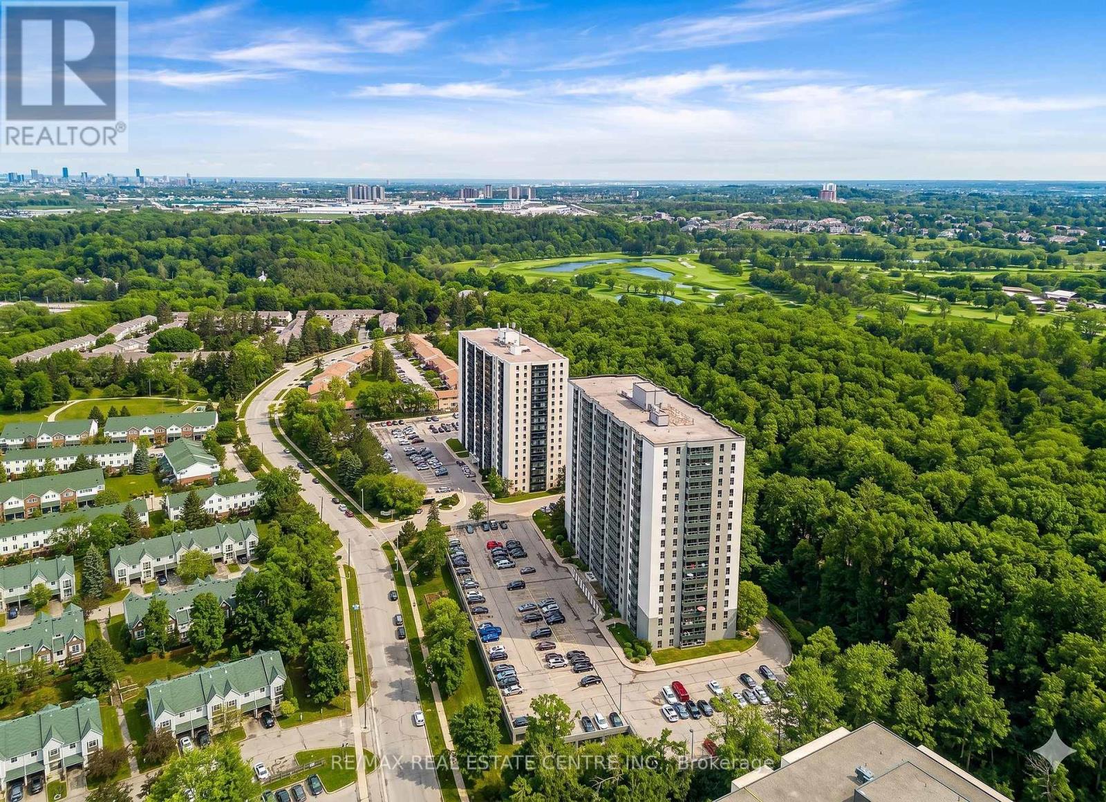 Apartment at 103 - 35 GREEN VALLEY DRIVE, Kitchener