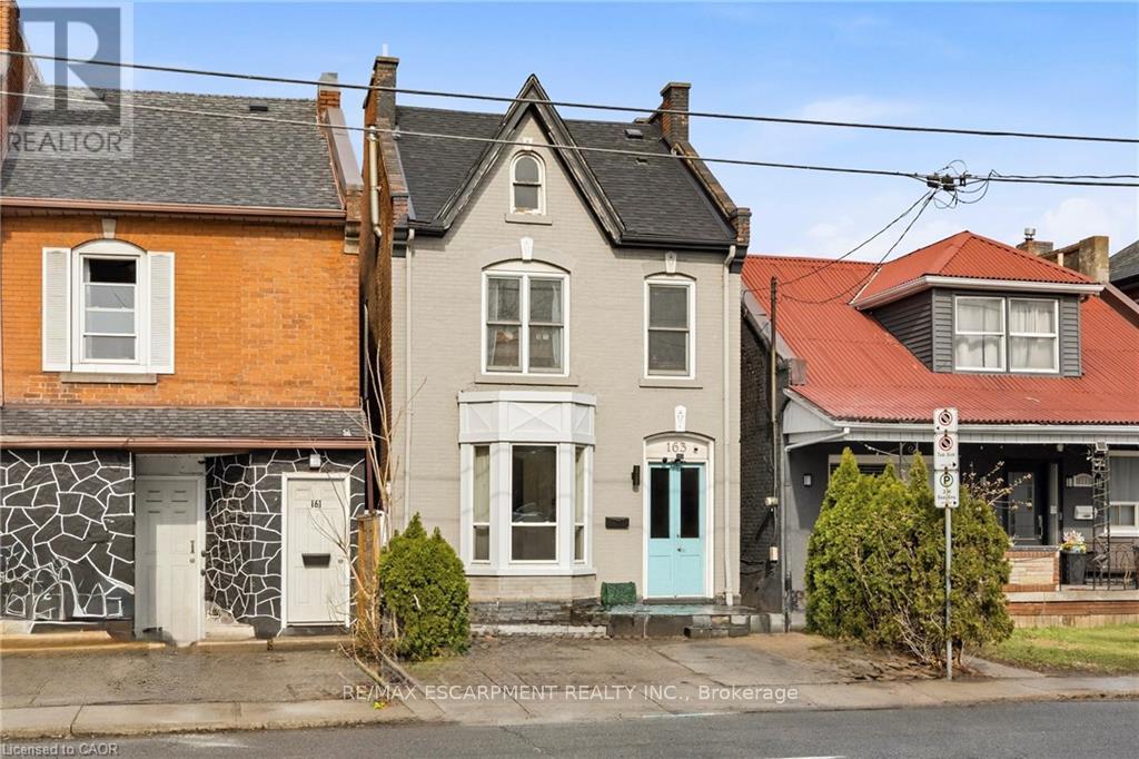 Detached at 163 VICTORIA AVENUE N, Hamilton (Landsdale)