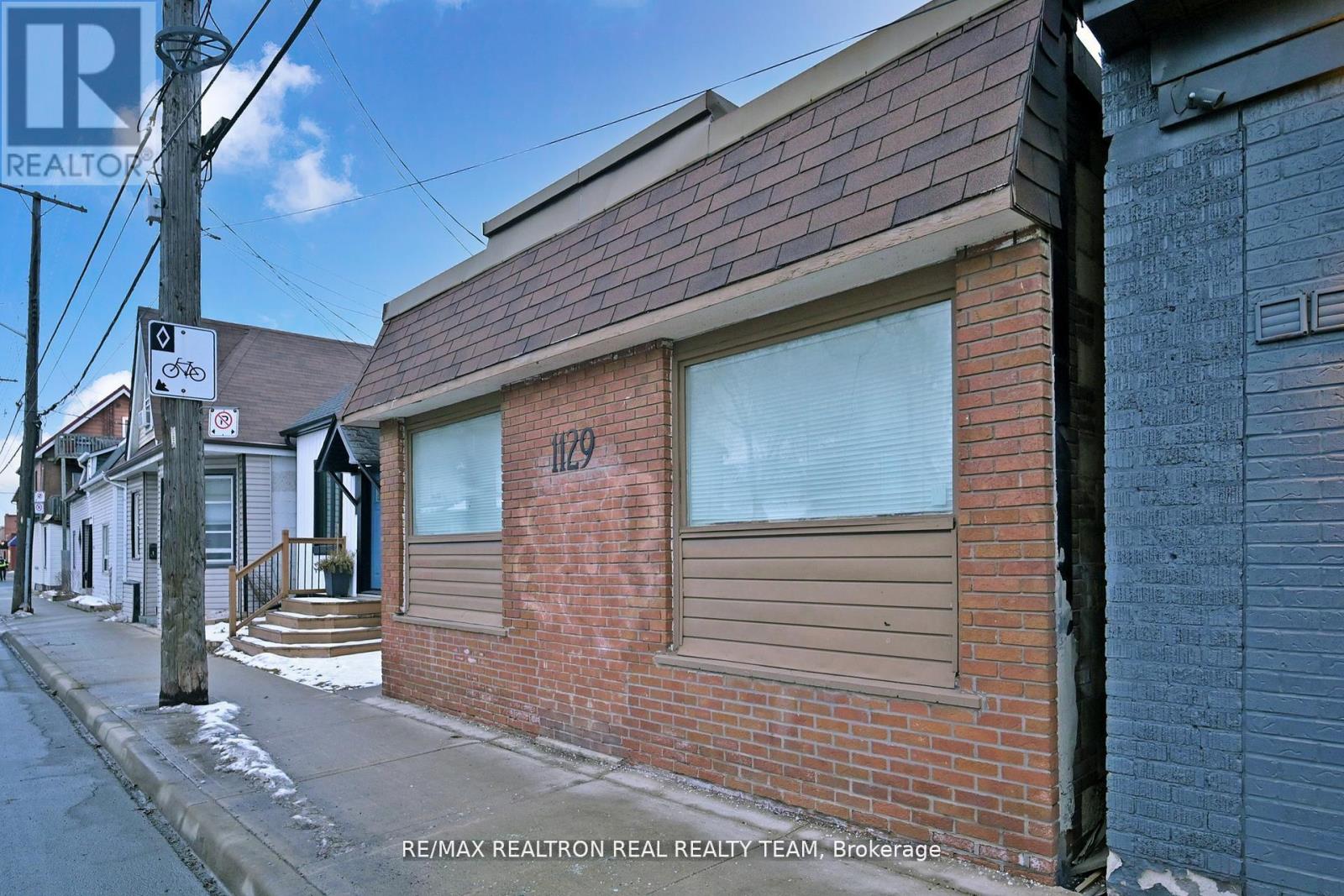 Multiplex at #C2 - 1129 CANNON STREET E, Hamilton