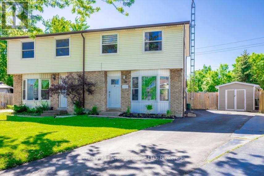 Semi-Detached/Link at 20 BALDWIN CIRCLE, Thorold (Confederation Heights)