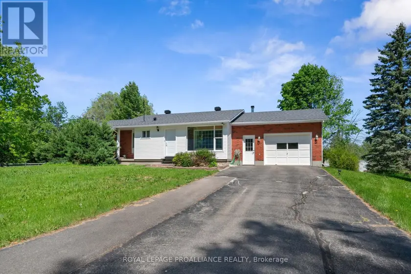 Detached at 706 KITLEY 3 LINE, Elizabethtown-Kitley