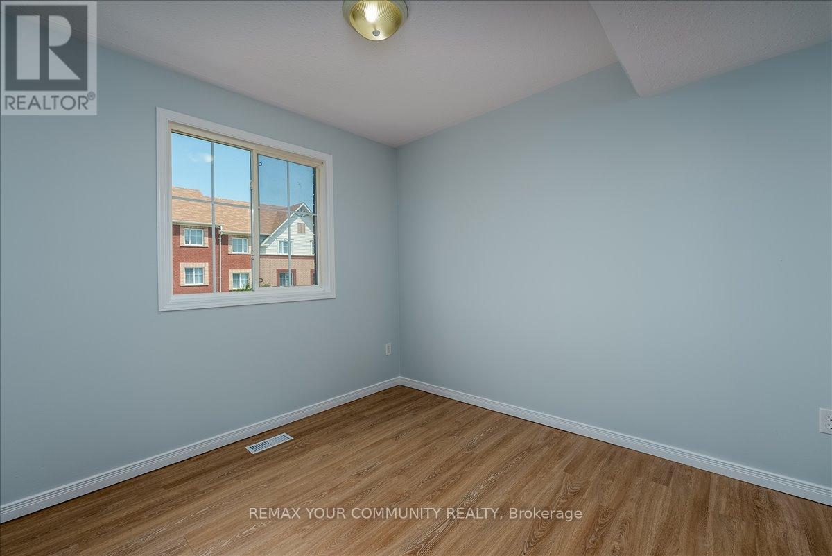 Townhouse at 401 - 246 SPILLSBURY DRIVE, Peterborough