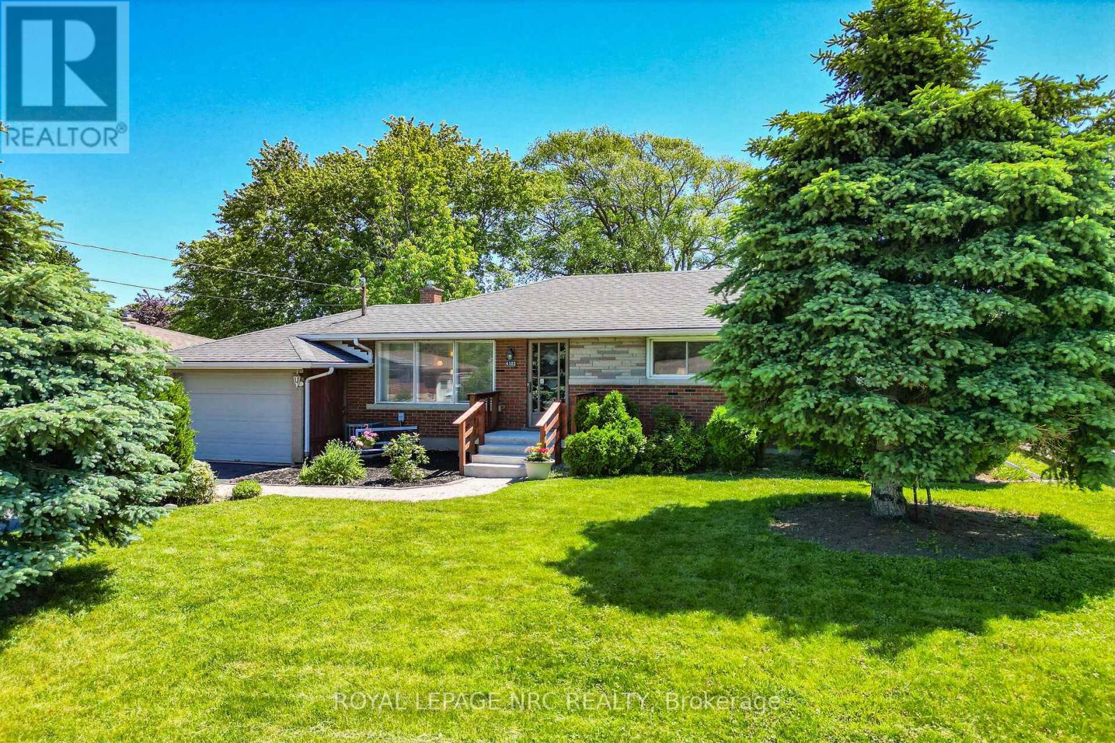 Detached at 4103 BARRY DRIVE, Lincoln (Beamsville)