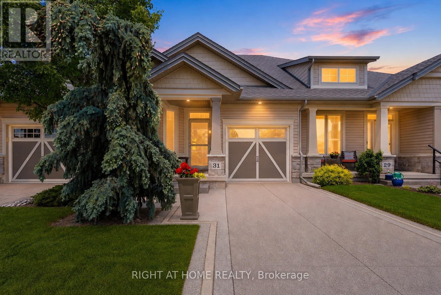 Townhouse at 31 MANORWOOD DRIVE, West Lincoln (Smithville)