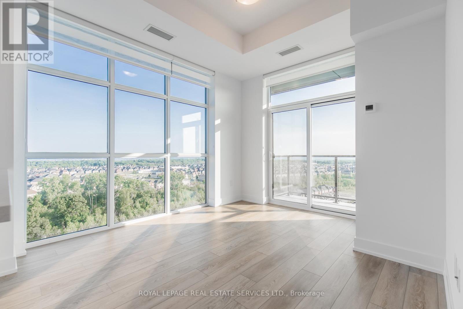 Apartment at 1211 - 470 DUNDAS STREET E, Hamilton