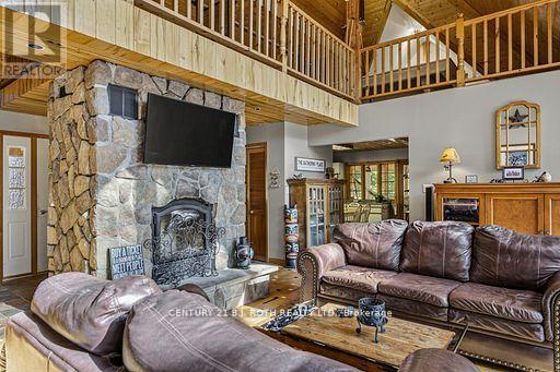 Detached at 22 - 1213 CAMP JACKSON ROAD, Muskoka Lakes