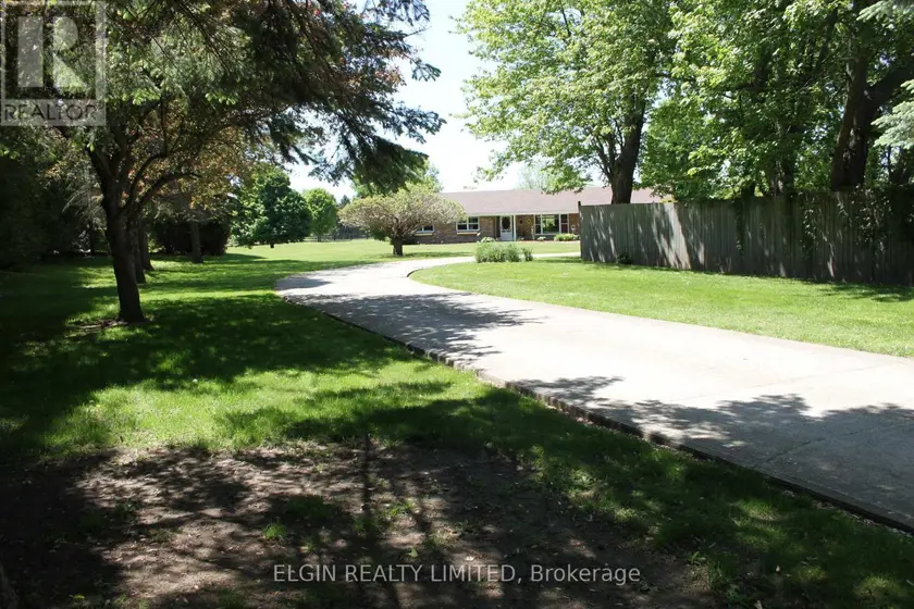 Detached at 42445 JOHN WISE LINE, Central Elgin