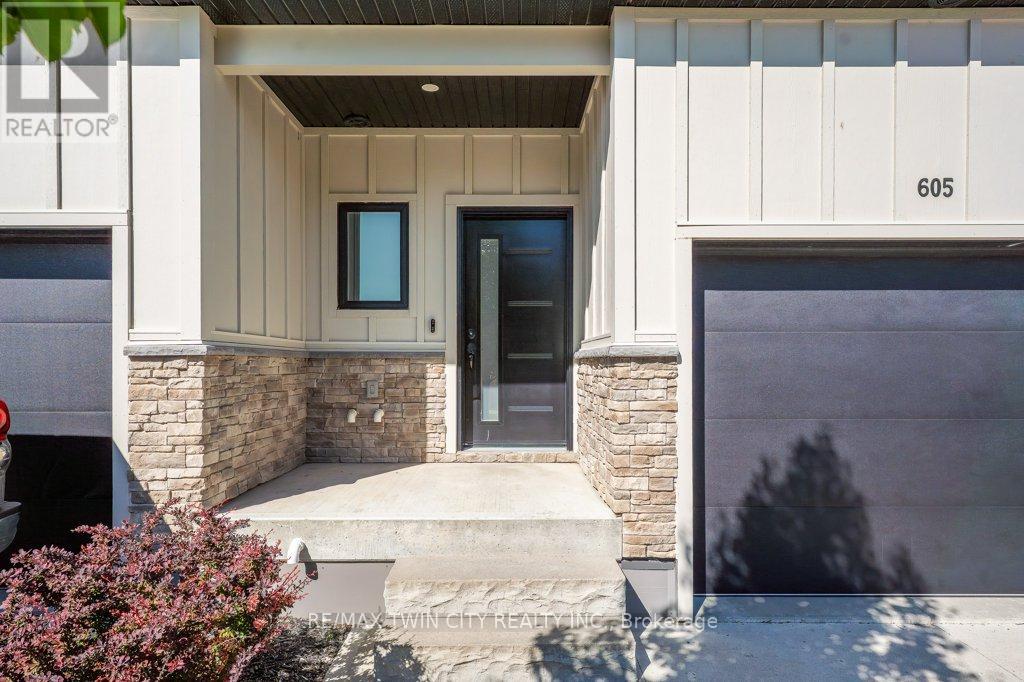 Townhouse at 605 - 360 QUARTER TOWN LINE, Tillsonburg