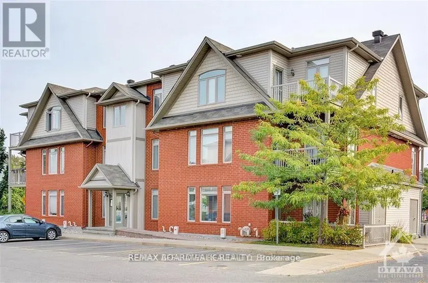 Apartment at F - 300 MEILLEUR PRIVATE, Ottawa